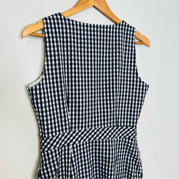 J. Crew Cotton Navy & White Gingham-Print V-Neck Button-Front Dress. Size 2. - Picture 6 of 13